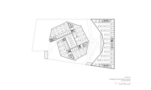 Oficinas de la Junta de Andalucía en Granada Diseño de plano de planta primera de Cruz y Ortiz Arquitectos