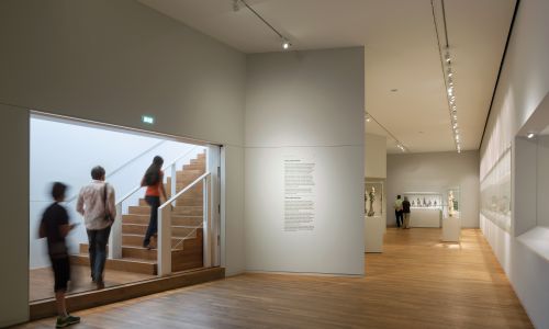 Asian Pavilion de Rijksmuseum en Amsterdam Diseño interior de vitrinas e iluminación Cruz y Ortiz Arquitectos