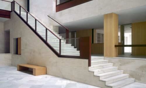 Ayuntamiento de Ceuta Design interior vestibulo escalera Cruz y Ortiz Arquitectos
