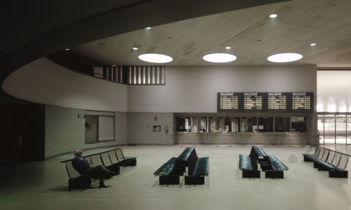 Estacion Autobuses Huelva Design interior hall pasajeros Cruz y Ortiz Arquitectos