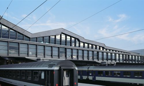 Estacion de Ferrocarril en Basilea Diseño Exterior del puente y la pasarela Cruz y Ortiz Arquitectos