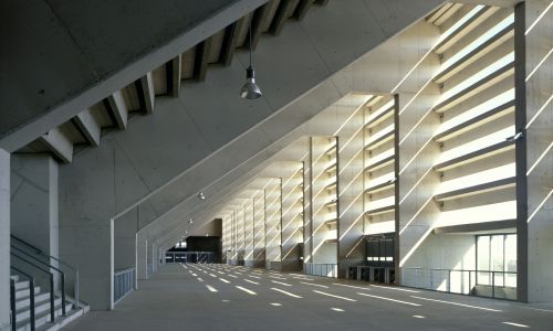 Estadio de la Cartuja en Sevilla Diseño Interior de las Galerias, Escaleras, Vomitorios y Celosia Cruz y Ortiz