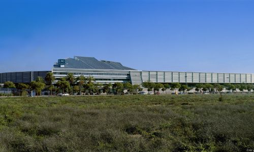 Estadio de Chapin en Jerez Cadiz Diseño del exterior y Hotel Cruz y Ortiz Arquitectos