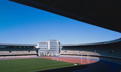 Estadio de Chapin en Jerez Cadiz Diseño del interior graderios pista y Hotel Cruz y Ortiz Arquitectos