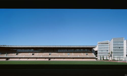 Estadio de Chapin en Jerez Cadiz Diseño del interior graderios pista y Hotel Cruz y Ortiz Arquitectos