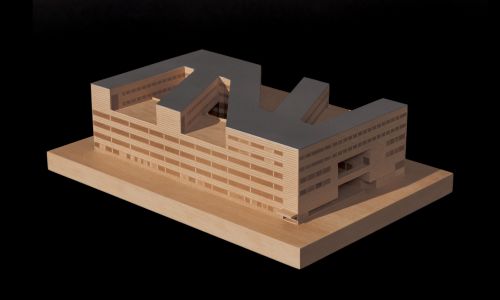 Facultad de Ciencias de la Educación en Sevilla Diseño de maqueta de Cruz y Ortiz Arquitectos