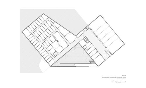 Incubadora de Empresas Diseño de plano de planta baja de Cruz y Ortiz Arquitectos