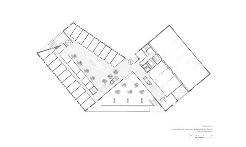 Incubadora de Empresas Diseño de plano de planta primera de Cruz y Ortiz Arquitectos