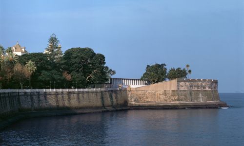 Museo del Mar Baluarte de la Candelaria Diseño exterior jardin e integracion en el paisaje Cruz y Ortiz Arquitectos