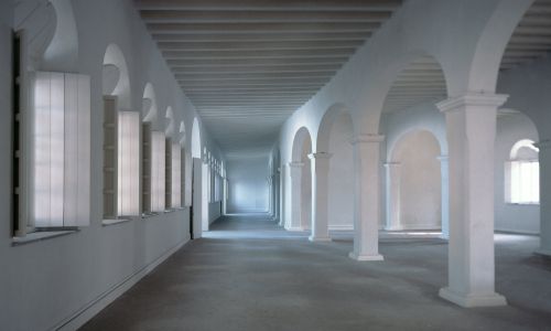 Museo del Mar Baluarte de la Candelaria Diseño del Interior de la sala de exposiciones rehabilitada Cruz y Ortiz Arquitectos