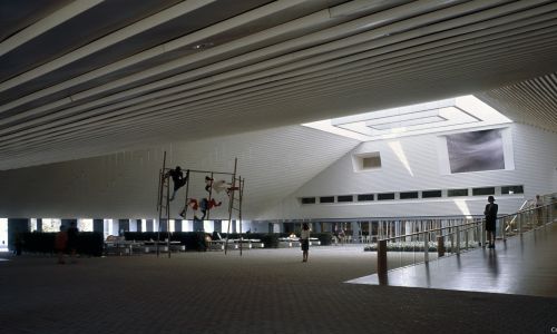 Pabellon de España en la Expo 2000 en Hannover Diseño del Interior con el Patio Lucernario y Rampa Cruz y Ortiz Arquitectos