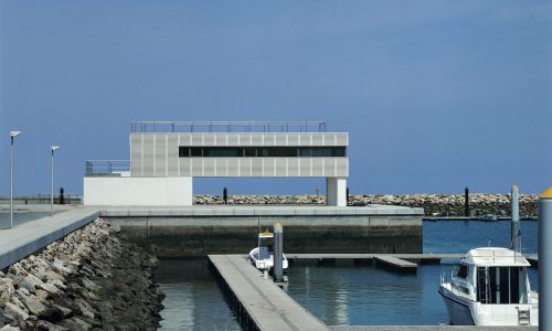 Puerto Deportivo Pesquero Chipiona Design exterior talleres redes Cruz y Ortiz Arquitectos