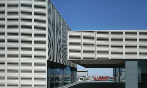 Puerto Deportivo Pesquero Chipiona Design exterior Comercial Cruz y Ortiz Arquitectos