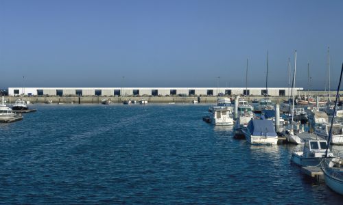 Puerto Deportivo Pesquero Chipiona Design exterior talleres redes Cruz y Ortiz Arquitectos