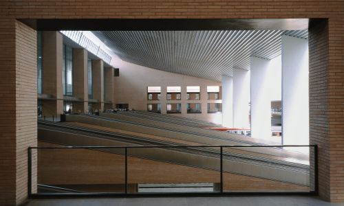 Estación de Santa Justa Diseño de las rampas y andenes Cruz y Ortiz Arquitectos