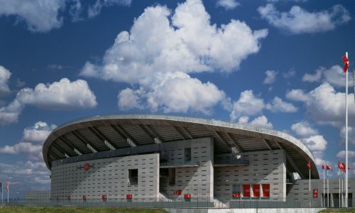 Peineta Estadio Atletismo Madrid Design exterior perfil paisaje voladizo Cruz y Ortiz Arquitectos