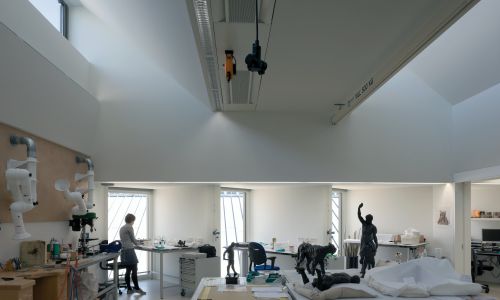 Instituto holandes del patrimonio de cultura en atelier Diseño interior de sala de trabajo de arte en esculturas Cruz y Ortiz Arquitectos