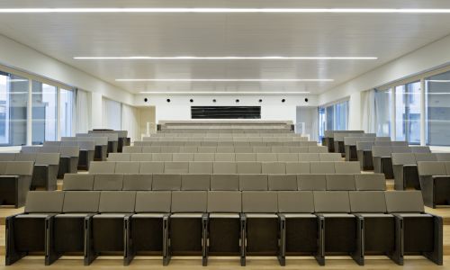Facultad-Medicina-Campus-salud-Universidad-UGR-Granada_Design-interior-auditorio-mobiliario_Cruz-y-Ortiz-Arquitectos_JCA_45-X