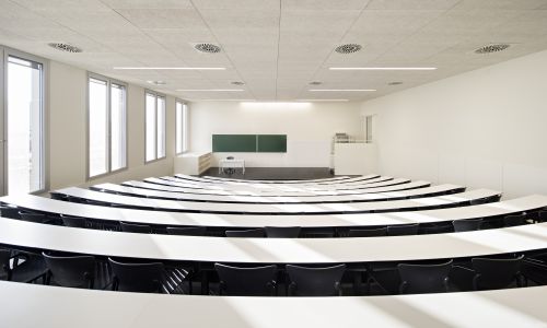 Facultad-Medicina-Campus-salud-Universidad-UGR-Granada_Design-interior-aula-mobiliario_Cruz-y-Ortiz-Arquitectos_JCA_50-X