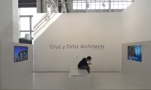 Exposicion-West-Bund-Art-Arte-Center-China-Shanghai_Design-Stand-videos_Cruz-y-Ortiz-Arquitectos_CYO_26-X