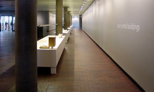 Graduated-School-Design-Exhibition-Harvard-Boston_Diseño-interior-entrada-exposicion_Cruz-y-Ortiz-Arquitectos_CYO_16-X