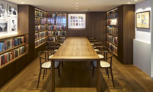 Hotel-Ambassade-rehabilitacion-Amsterdam_Design-interiorismo-sala-reuniones-libreria_Cruz-y-Ortiz-Arquitectos_RTI_01-X