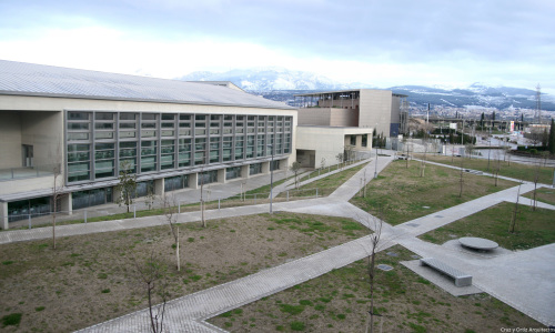 Ordenacion-Campus-Ciencias-Salud-Granada_Design-edificio-central-vegetación_Cruz-y-Ortiz-Arquitectos_CYO_16-X
