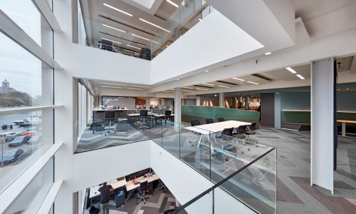 Oficinas-Centrales-Oracle-Nieuwevaart_Design-interior-mesas-trabajo-headquarters_Cruz-y-Ortiz-Arquitectos_BRI_48-X